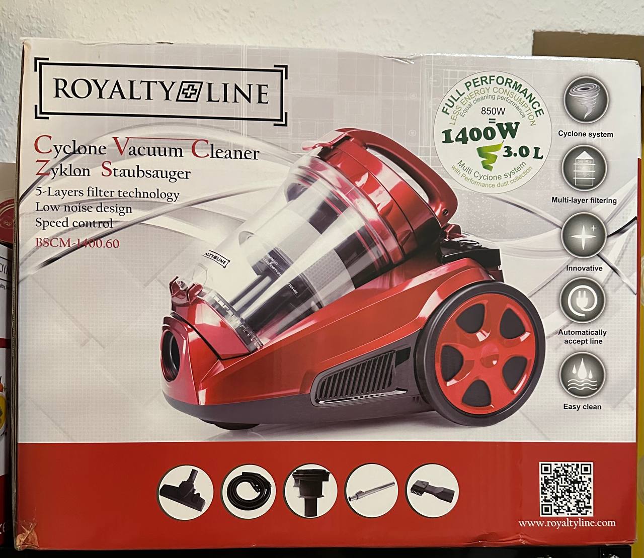 Royalty Line Cyclone Vacuum Cleaner BSCM-1400.60